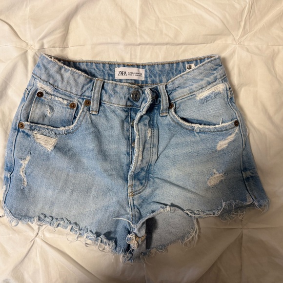 ZARA denim shorts - Picture 1 of 5